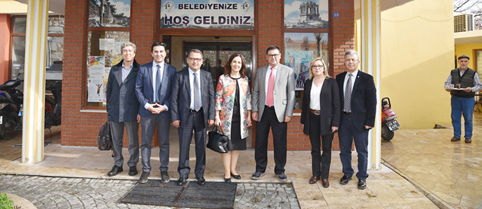 İstanbul Muğlalılar Derneği Yöneticileri, Başkan Tokat’ı ziyaret etti