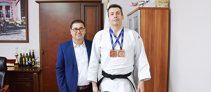 Judocu sporcusu Tuna, 2 kupa ve 2 madalya ile döndü