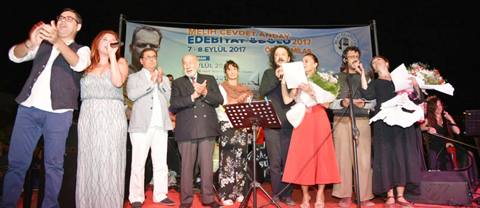 Melih Cevdet Anday Edebiyat Günleri’nde muhteşem gece!..