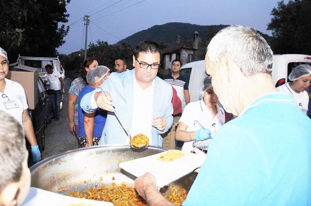 MİLAS BELEDİYESİ’NİN  MUHARREM AYI YEMEKLERİ BAŞLADI