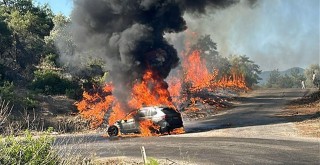 Milas Kıyıkışlacık Yolunda Araç Yangını Ormana Sıçradı