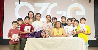 Yazar Rüya Gündüzhev, Milas Özge Koleji’nde Öğrencilerle Buluştu