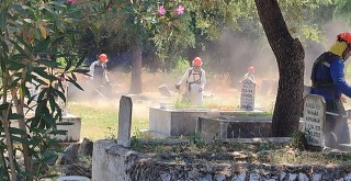 Muğla’da Mezarlıklar Temizleniyor, Aileler Isınıyor