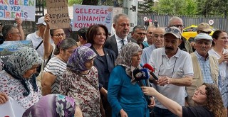 Muhtarlara Karşı Tek Başına Cephede: Aza Hörü Ölmez’in Onurlu Direnişi