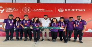 İmi Koleji, Roket Takımı ile TEKNOFEST 2025’te Zirveye Uçtu