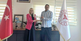 Milas Devlet Hastanesi’ne Yeni Cihaz, Gümüşel’e Teşekkür Plaketi