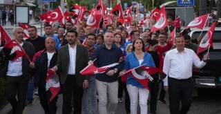 FENER ALAYI, PUSULA VE GENÇLİK KONSERİYLE COŞKULU BAYRAM KUTLAMASI