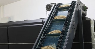 Büyükşehir Can Dostları Unutmuyor: 42 Ton Mama Üretildi