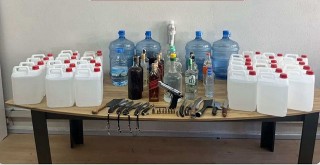 Jandarma 1 Tonu Aşkın Alkole El Koydu