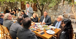 Eczacılardan İlaç Yokluklarına Tepki: “Sorun Bizde Değil, Fiyat Politikasında”