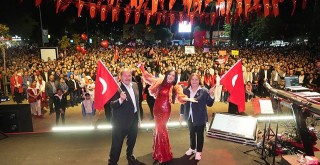 Milas’ta Fener Alayı ve Burcu Güneş Konseri Cumhuriyet Coşkusunu Zirveye Taşıdı