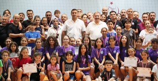 Babalar Günü’nde Coşkulu Voleybol Ve Basketbol Maçı