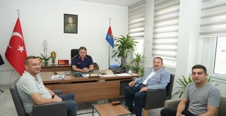 Başkan Topuz’dan İlçe Jandarma Komutanına Hayırlı Olsun Ziyareti