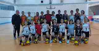 Milas Belediyespor Bayan Voleybol Takımı 150 sporcusuyla çalışmalarına devam ediyor
