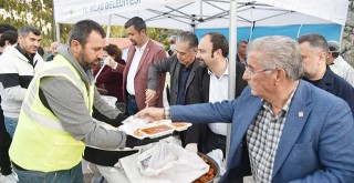 Milas Belediyesi’nin iftar yemekleri devam ediyor